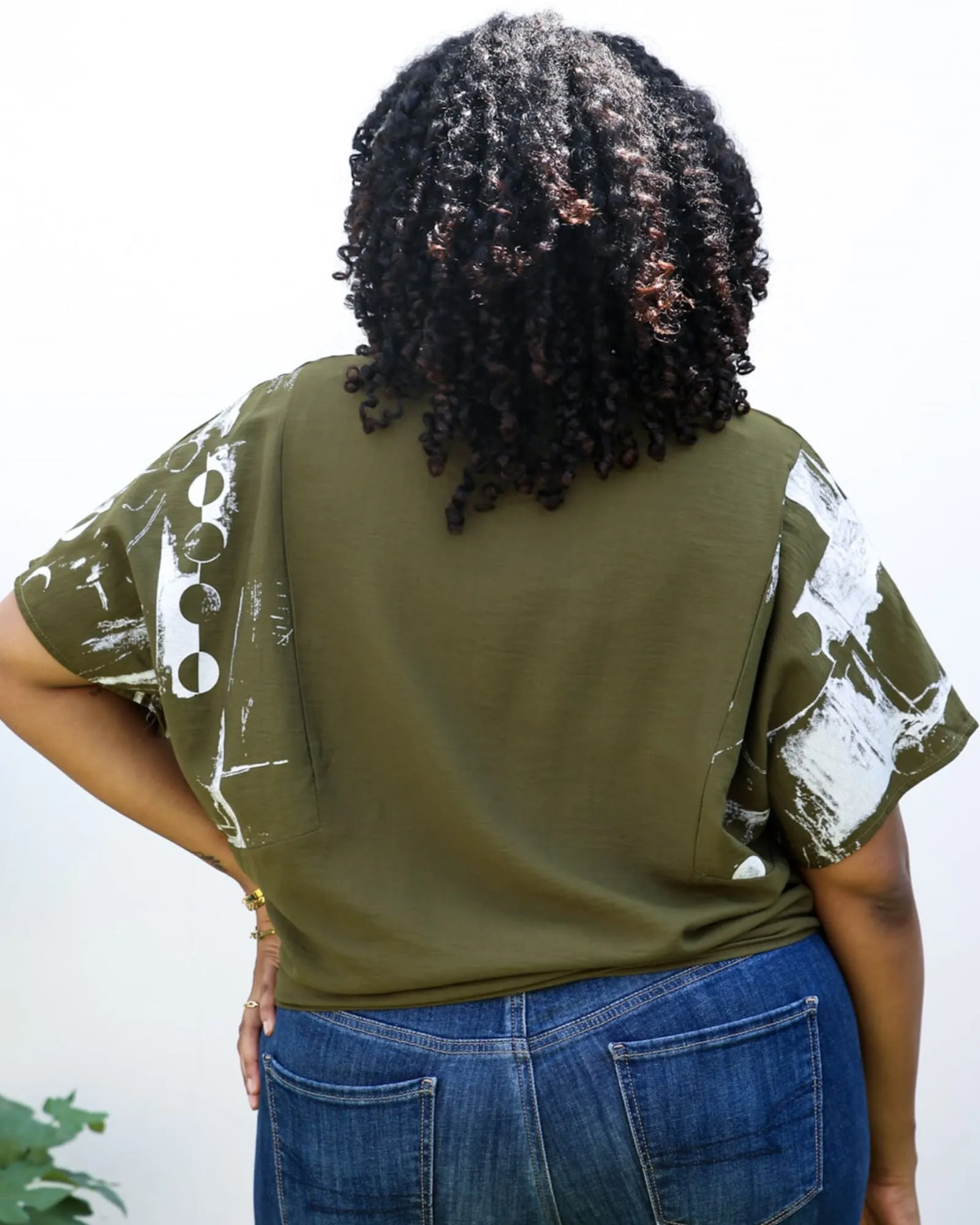 Abstract Contrast Sleeves Solid Blouse | Green