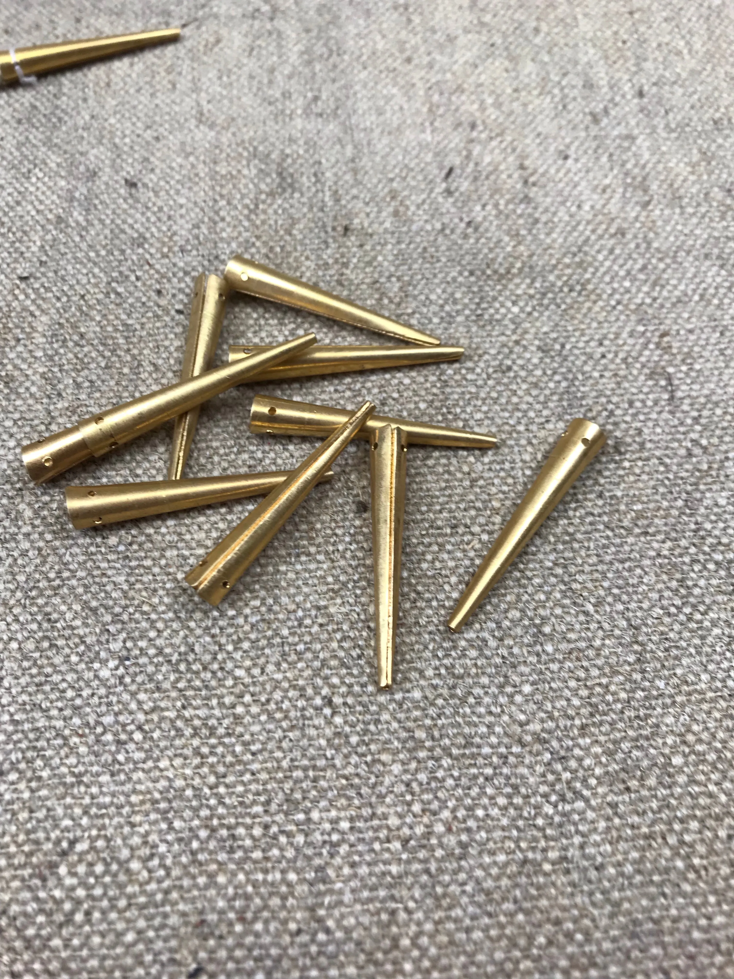 Aiglets or points