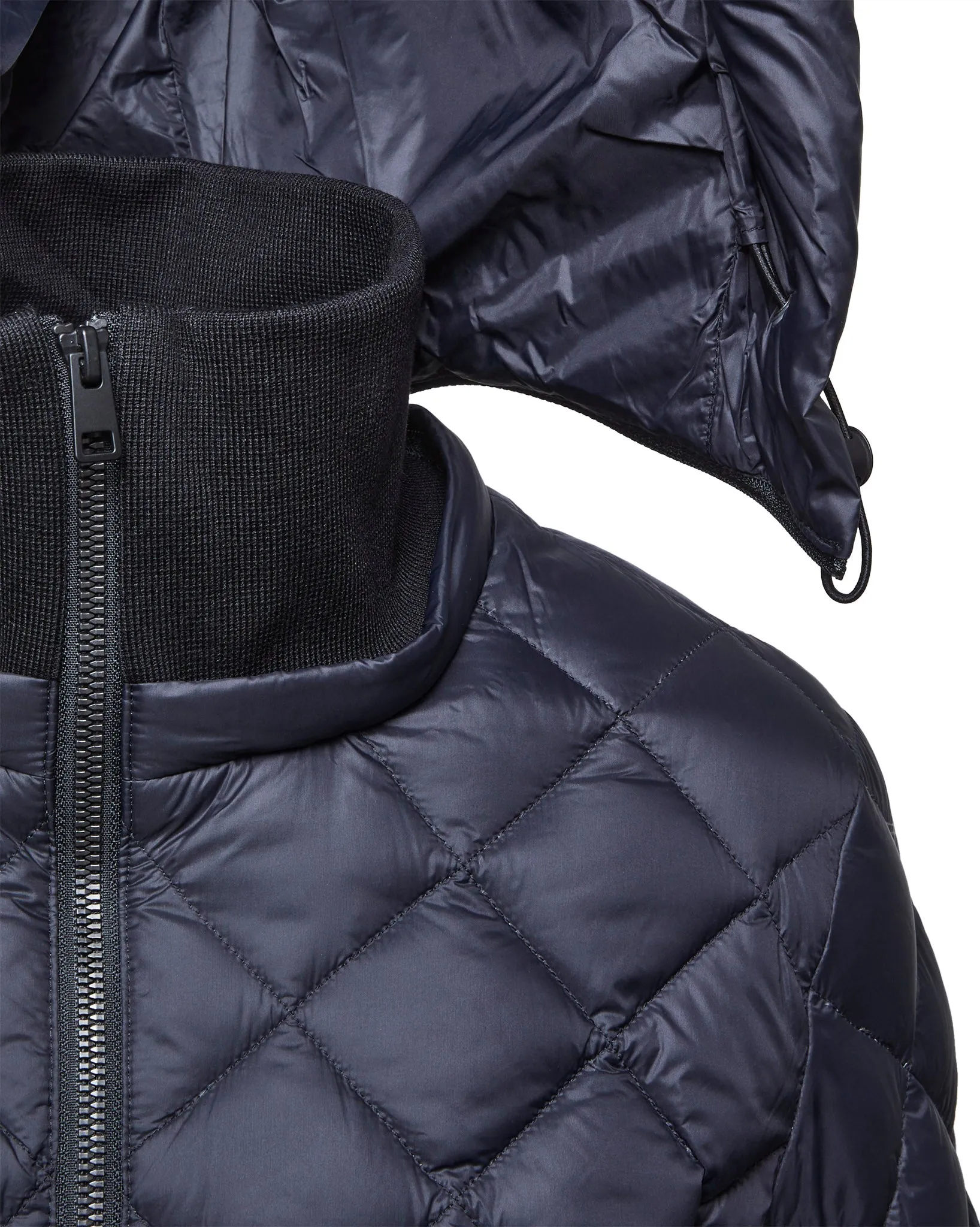 Aime Sustainable Calf-Length Lightweight Down Coat with Hood - Women's|-|Manteau aux mollets en duvet léger durable avec capuchon Aime - Femme