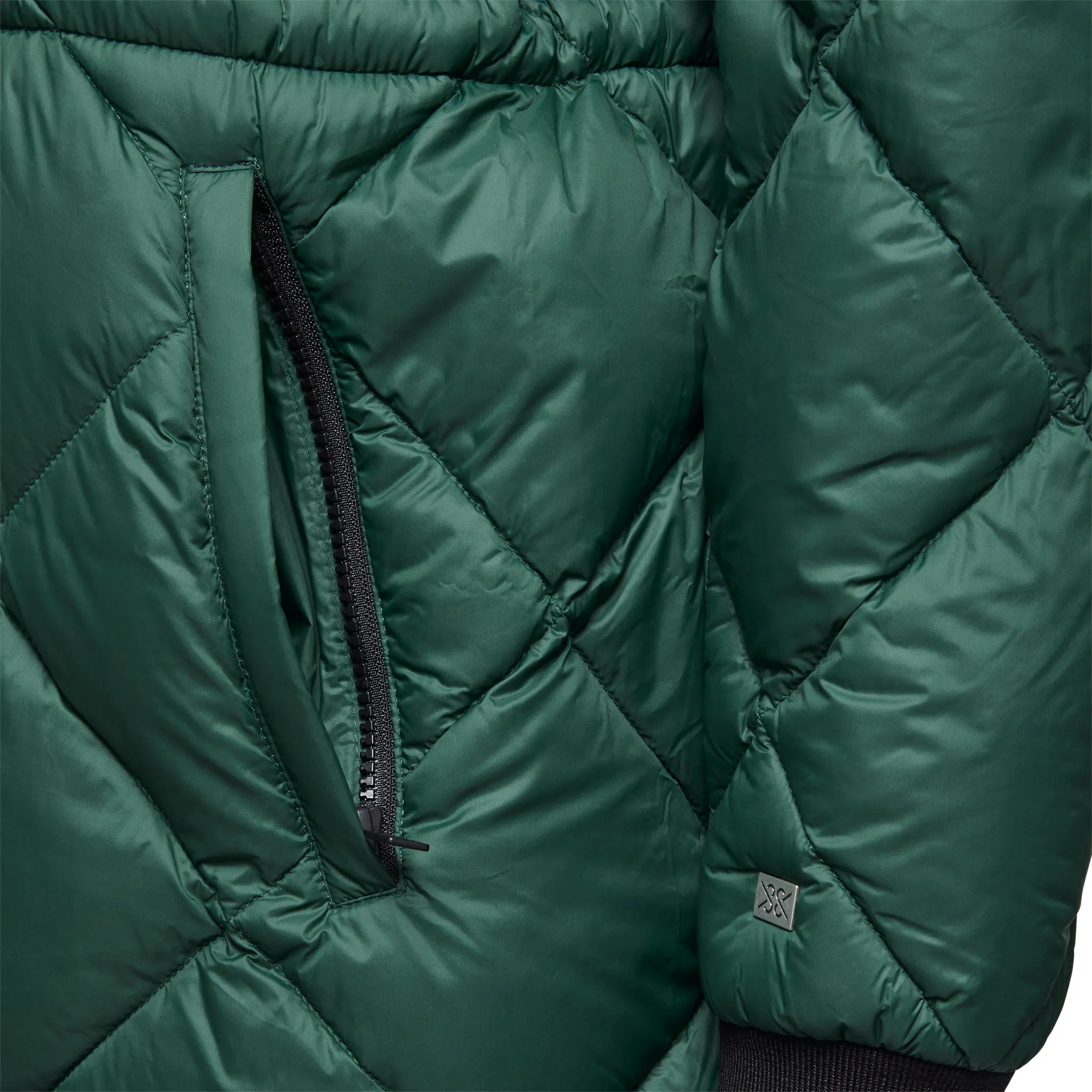 Aime Sustainable Calf-Length Lightweight Down Coat with Hood - Women's|-|Manteau aux mollets en duvet léger durable avec capuchon Aime - Femme