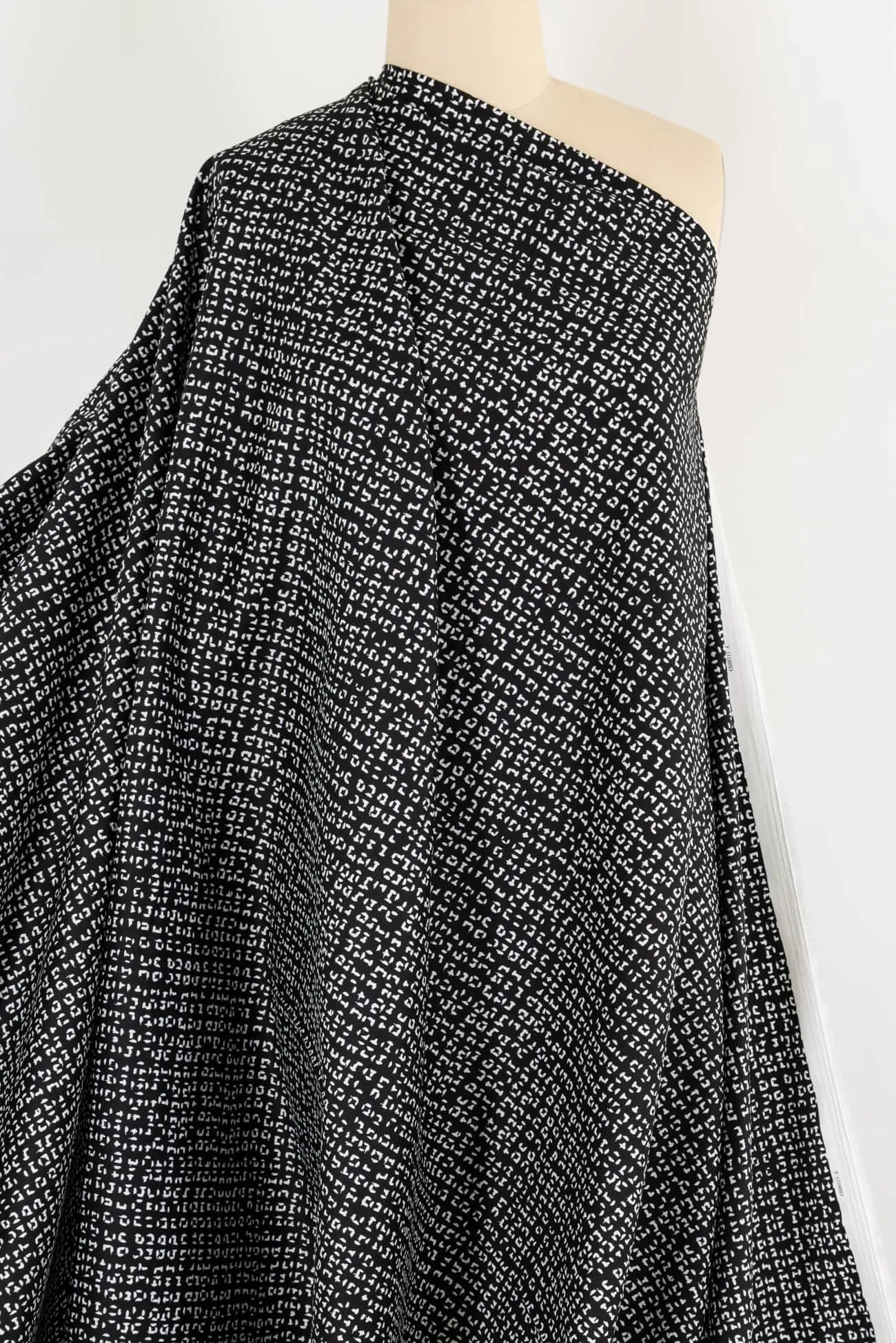 Black Dashes Stretch Cotton Woven