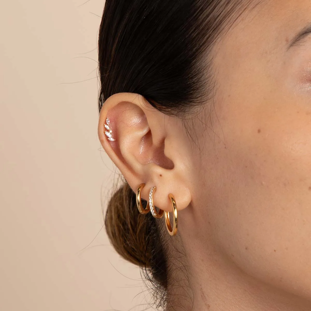Crystal Barbell in Gold