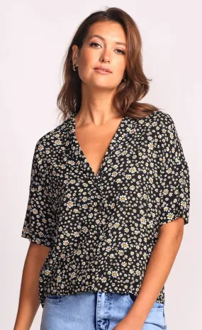 Daisy Print Button Up Top