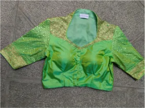 Heavy in Green with Colllar