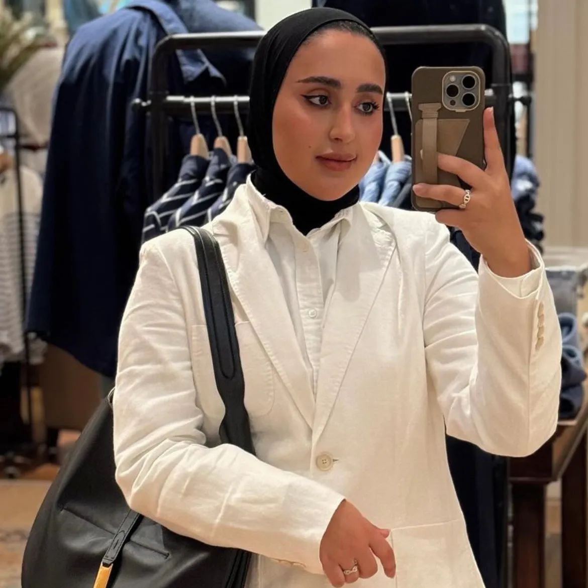 High-neck thick hijab
