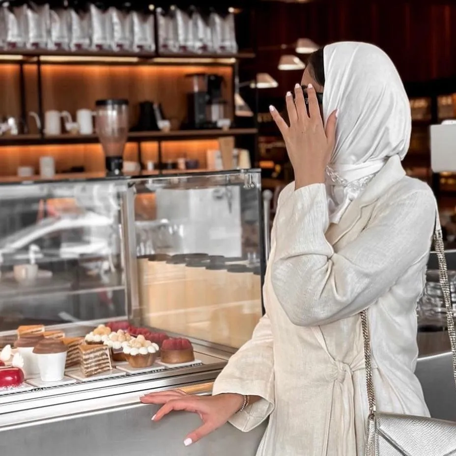 High-neck thick hijab