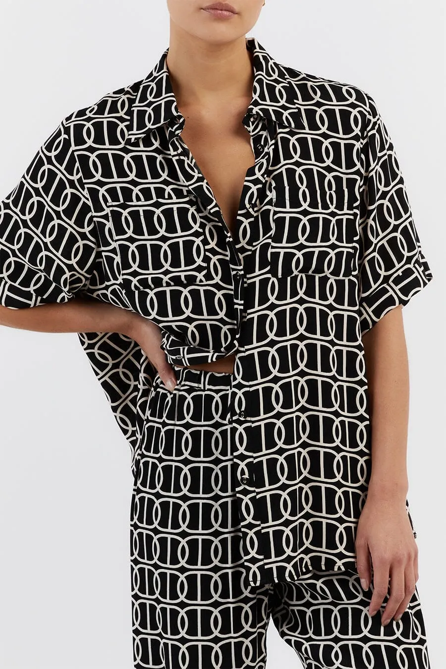 IZZIE CHAIN VACATION SHIRT