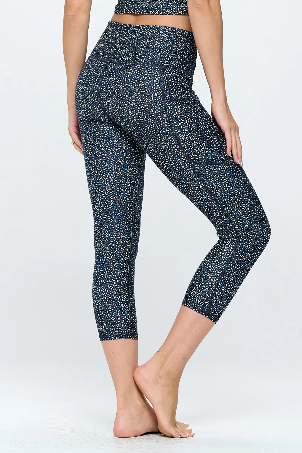 Liz Capri - Navy Cream Secuence w Pockets Capri