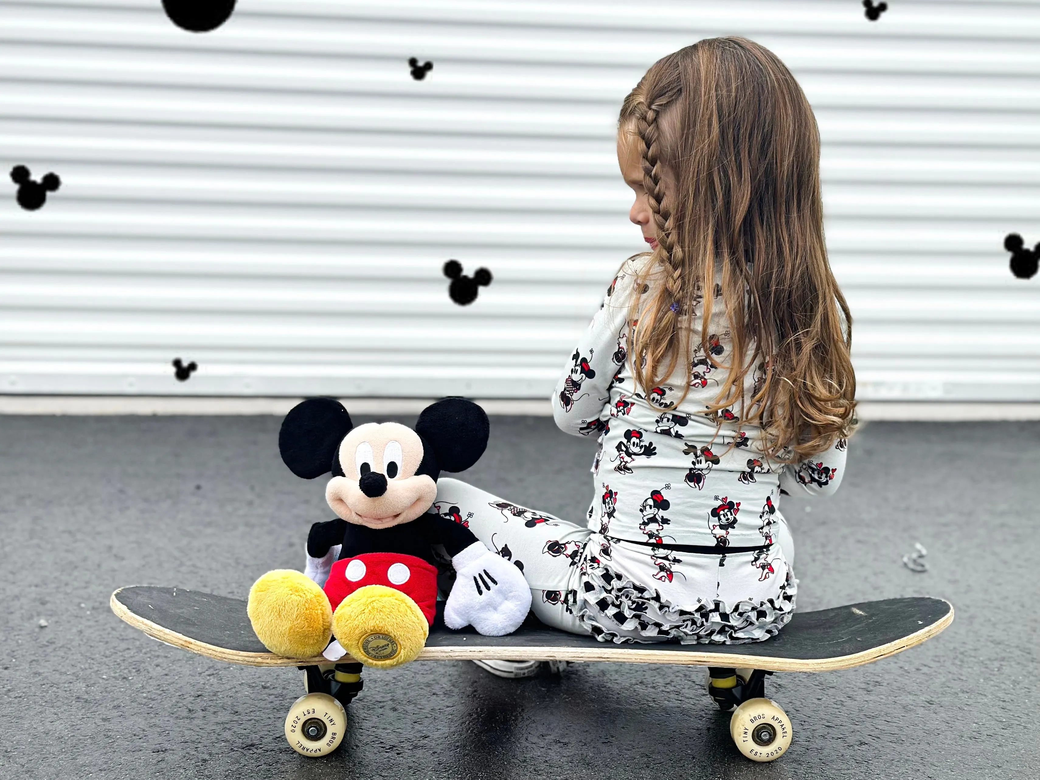 Magic Minnie Ruffle 2 Piece Pajama Set