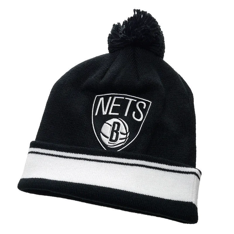 Mitchell & Ness Brooklyn Nets Striped Beanie