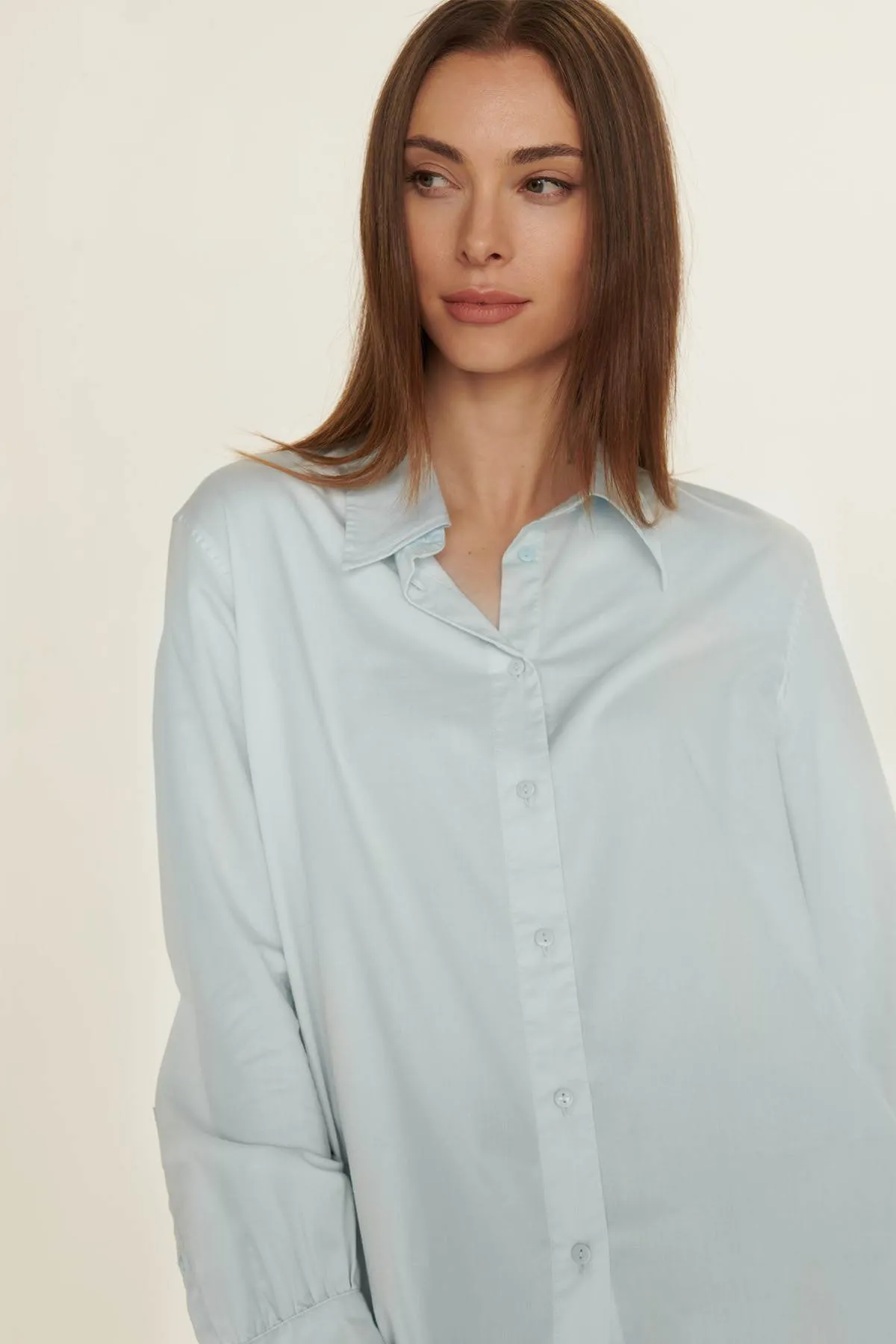 OVERSIZED BUTTON DOWN SHIRT